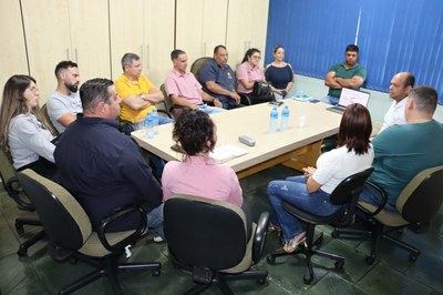 Chefe do Departamento de Cultura esteve em reunião com os legisladores.