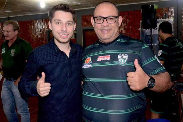 Presidente Gabriel participou do risoto do Aymoré Futsal.