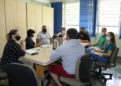 Representante da ASCARMAT esteve em reunião com os vereadores.