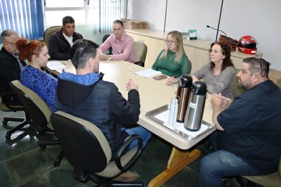 Reunião de equipe do PREVIMAT com os vereadores.