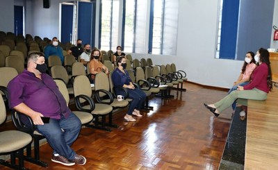 Secretária da Saúde e Coordenadora da Vigilância estiveram em reunião com os vereadores.