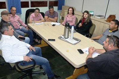 Secretaria de Infraestrutura e Obras e SIDERSOP estiveram reunidos com os vereadores.