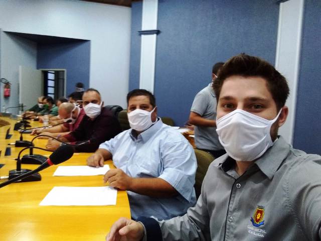 Sessão Ordinária do dia 13 abril foi realizada com máscaras.