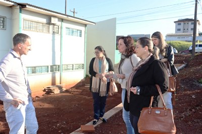 Uni e vereadoras verificam obras na UBs da Vila Pasa e São Cristóvão.