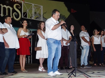 Vereador Nei Gasparin na abertura do Natal Cultural de Matelândia.