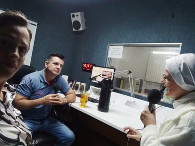 Vereadora Jussara foi entrevistada pela Rádio Matelândia.