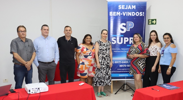 Vereadora Patrícia participa de curso de capacitação em Foz do Iguaçu.