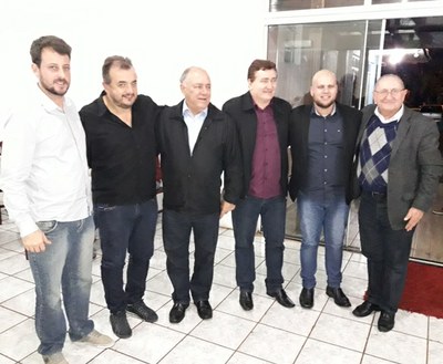 Vereadores do PP (Partido Progessista) recebem em Matelândia pré candidatos do Partido.
