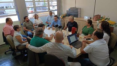 Vereadores e Executivo estiveram reunidos para discutir primeiros projetos de lei do ano.