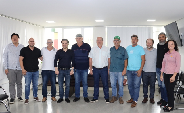 Deputado Estadual Luiz Fernando Guerra visita Matelândia.