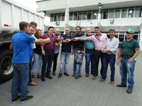 Município recebe Caminhão para a Secretaria de Agricultura com emenda do hoje ex-Deputado Estadual André Bueno.