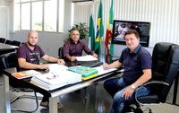 Prefeito Texerinha recebeu os vereadores Aldair e Rafinha no Paço Municipal