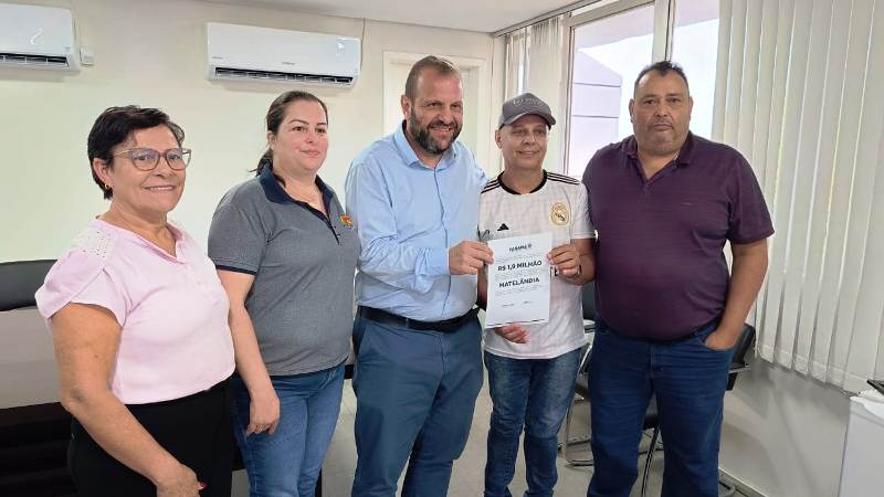 Secretário do Estado Rogério Carboni esteve em Matelândia.