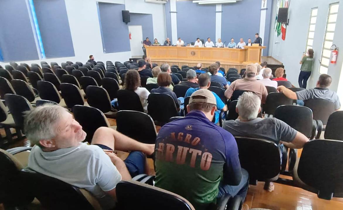 Sindicato Rural Patronal de Matelândia promoveu reunião com lideranças e Comunidade de Vila Brasil.