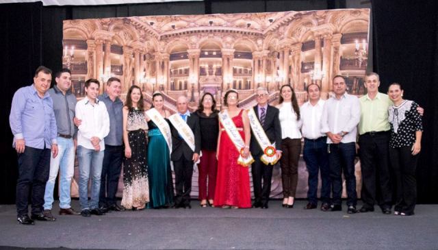 VEREACORES PRESTIGIARAM ESCOLHAS DA MISS E MISTER TERCEIRA IDADE NOS FESTEJOS DOS 57 ANOS DO MUNICÍPIO