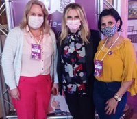 Vereadora Marenilce esteve em Curitiba para curso de capacitação e para implantação e gestão da Procuradoria da Mulher.