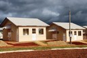 Vereadores acompanham entrega de mais 45 casas em Agro-Cafeeira.