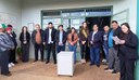 Vereadores da Câmara de Matelândia participam da assinatura de ordem de serviço para reforma da UBS na Vila Esmeralda.