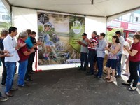 Vereadores de Matelândia acompanham lançamento de campanha de valorização da Agricultura Familiar.