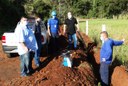Vereadores estiveram acompanhando na comunidade da Linha Alegre Matelândia o início das obras de extensão de rede de água da SANEPAR.