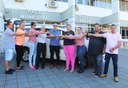 Vereadores participam de entrega novo veículo zero-quilômetro à APAE de Matelândia.