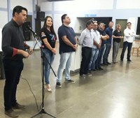 Vereadores participam de Palestra alusiva ao Agosto Azul.