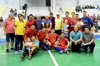 Vereadores prestigiaram as finais do Campeonato Municipal de Futsal.